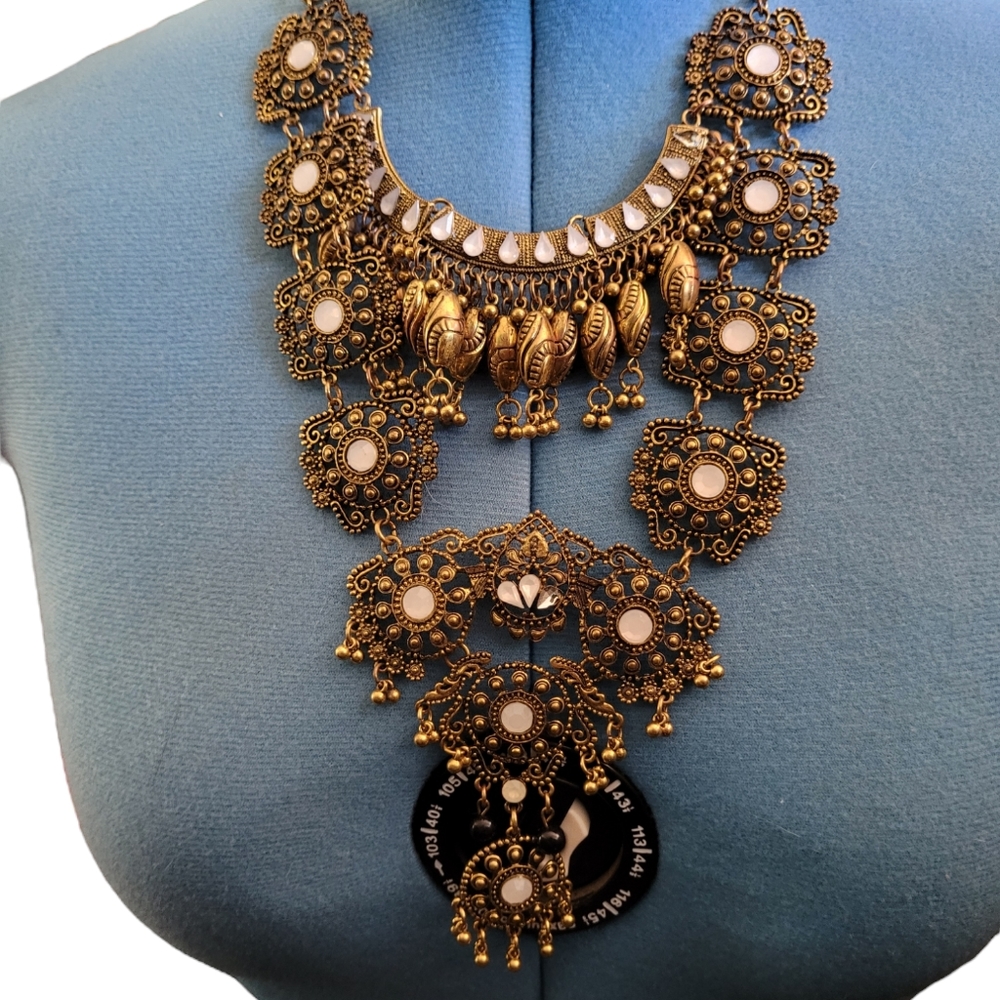 Statement necklace - Picture 2 of 2